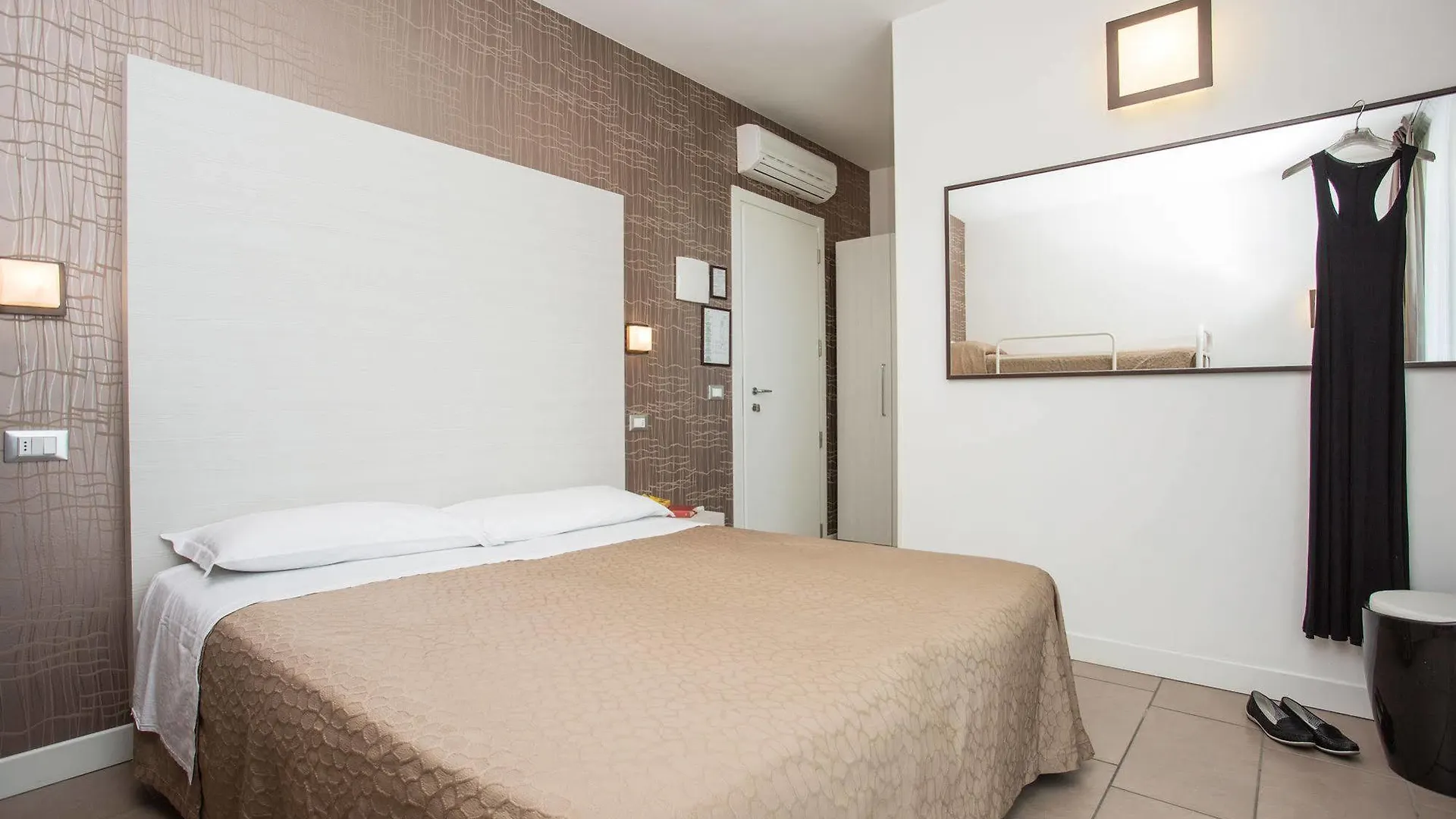 צ'סנטיקו Color Mokambo Shore Family Hotel 3*,